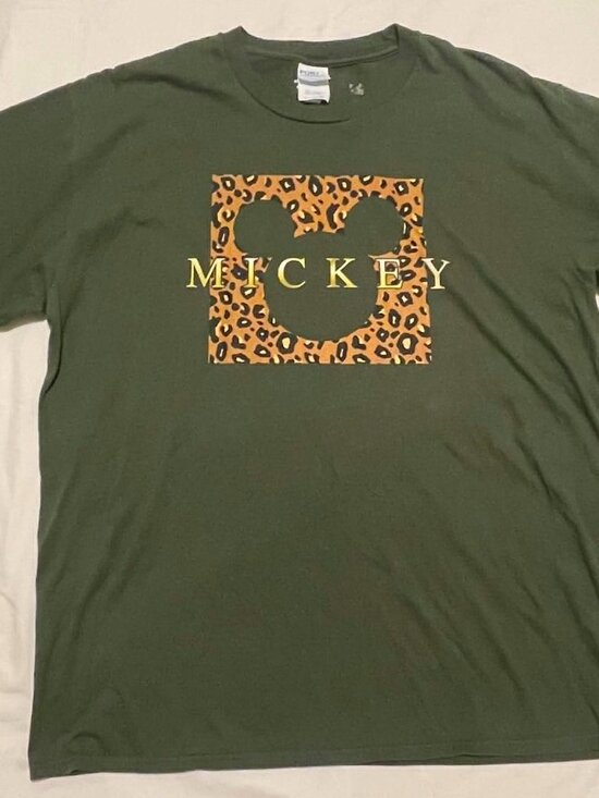 Disney Tops - DISNEY Women’s Mickey Hunter Green Short Sleeve Shirt, Size XL